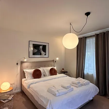 Marvellous Cozy In Old Center Town