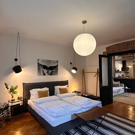 Marvellous Cozy In Old Center Town ヴィラ *