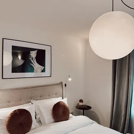 ヴィラ Marvellous Cozy In Old Center Town ブラショフ