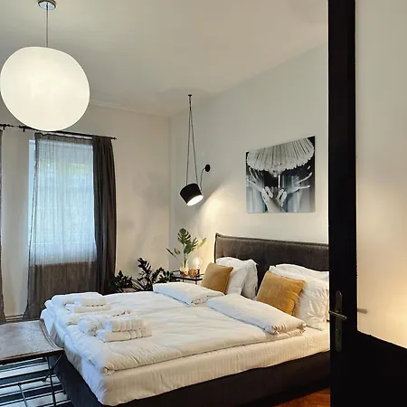 Marvellous Cozy In Old Center Town * ブラショフ