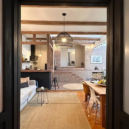 ヴィラ Marvellous Cozy In Old Center Town *